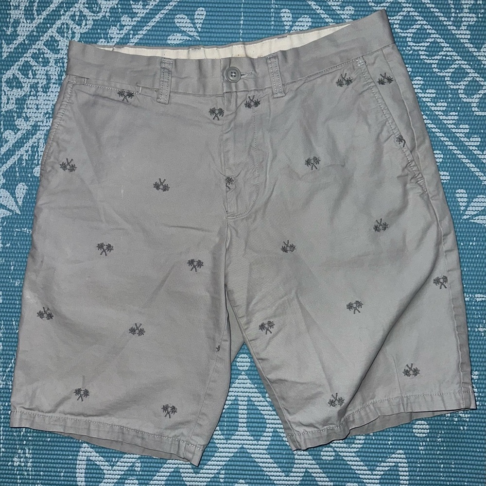 Men’s Gray Palm Tree Shorts